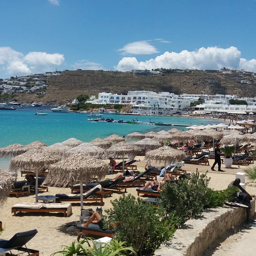 Monarch: Restaurant - Beach Club