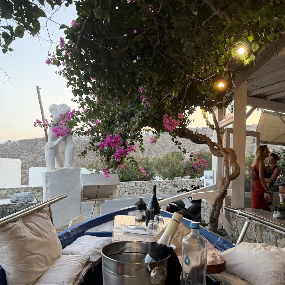 Nikos Gallop Restaurant