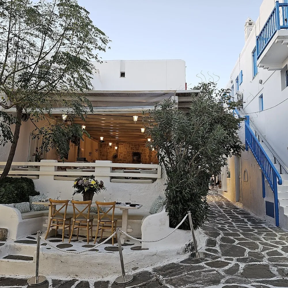 Sakis