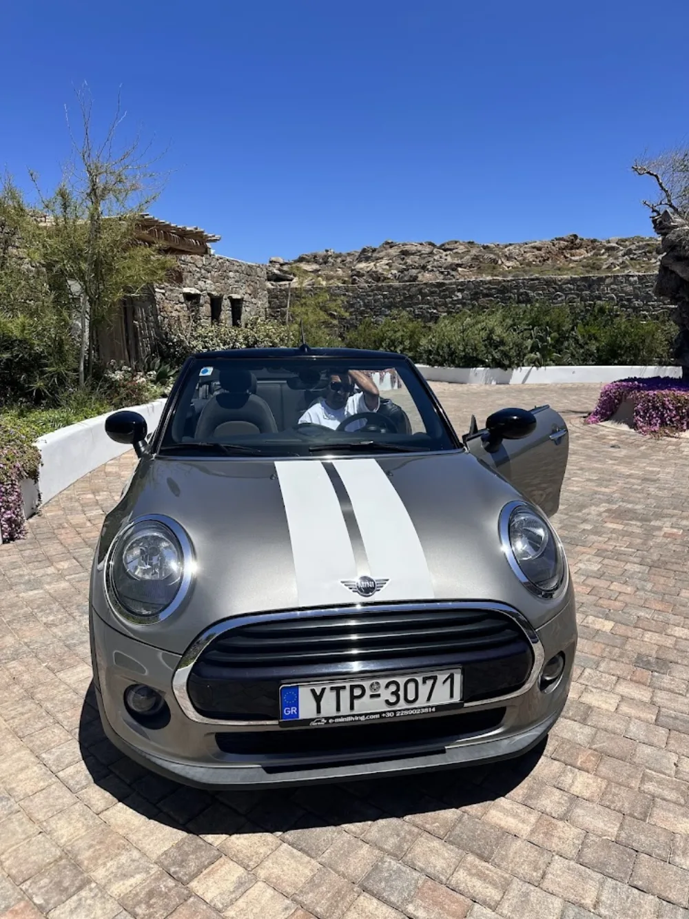E-Mini Living