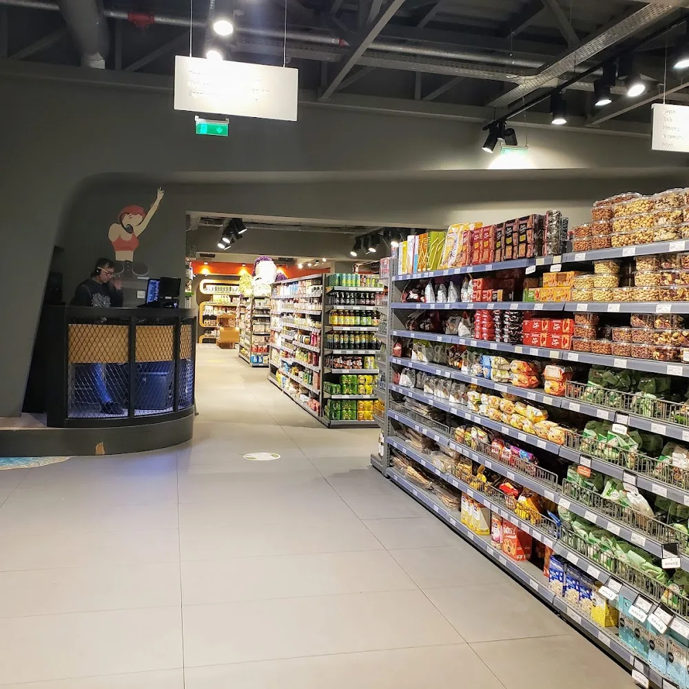 Flora Super Markets