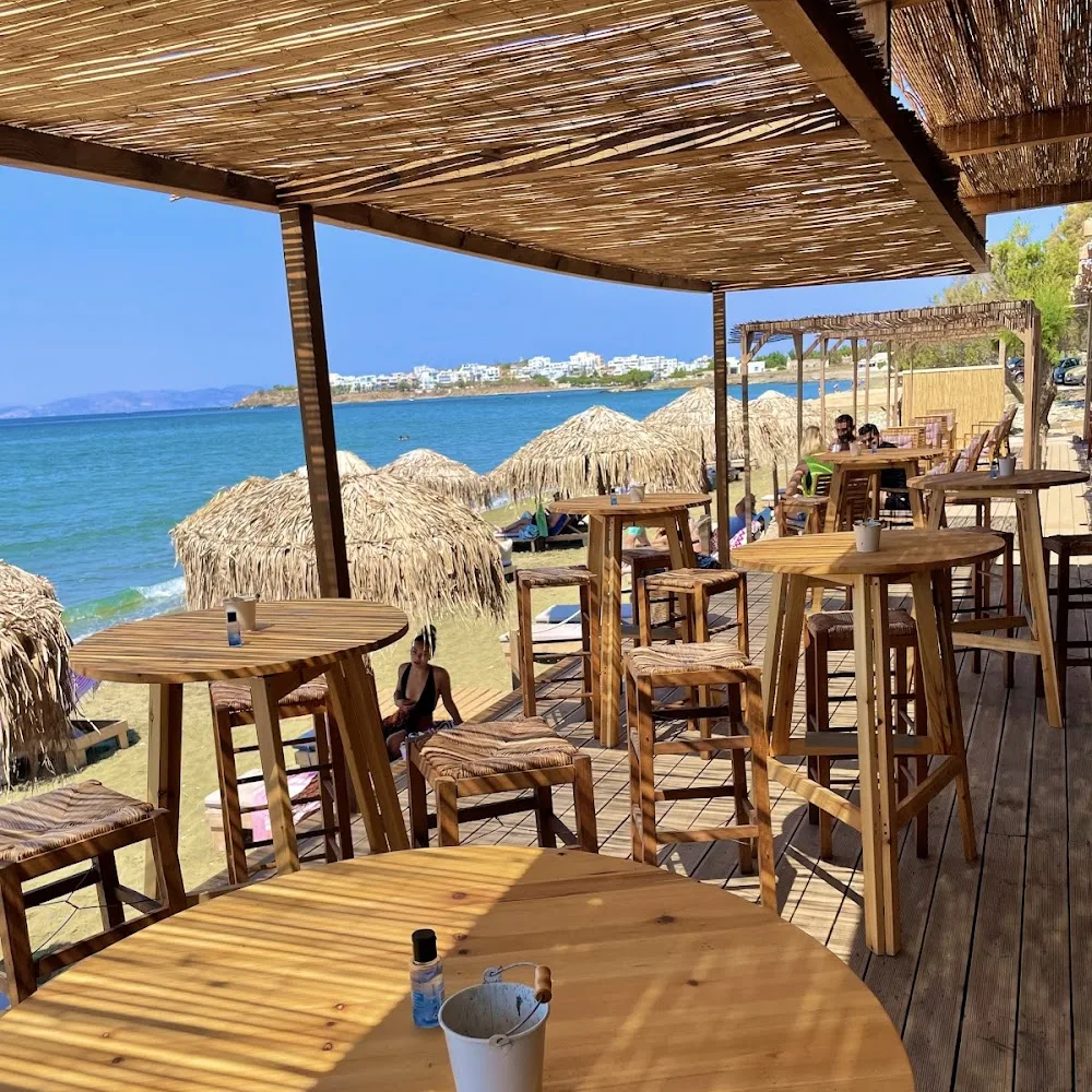 Sundara Beach Bar and Lounge
