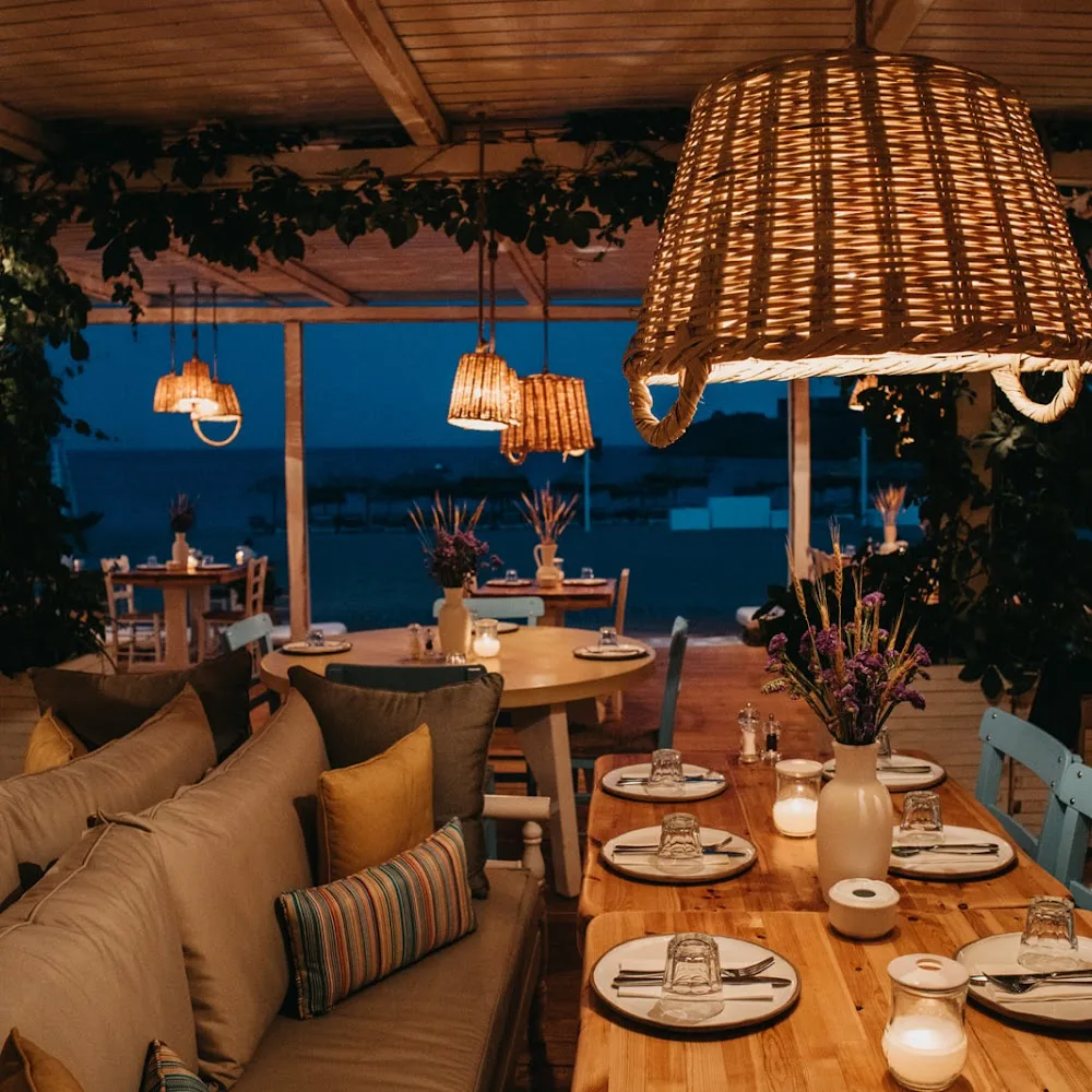 Thalas Tavern & Beach