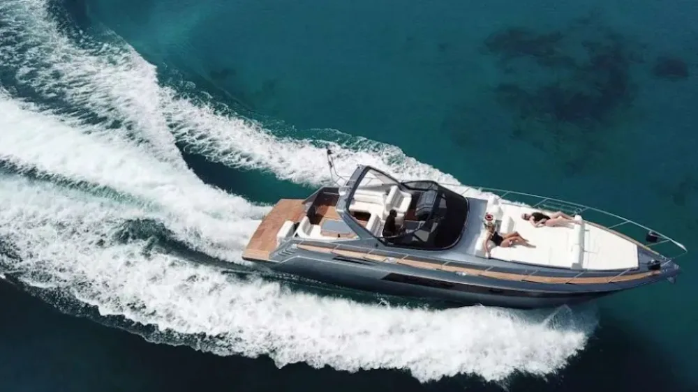 Mykonos Yacht Experience - Yacht Rental - Boat Tour