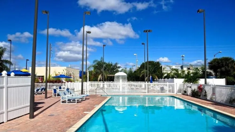 Beautiful Villa in Kissimmee, Florida with Private Pool & Free Wifi