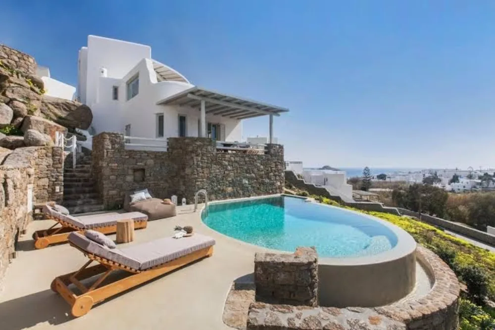 Breathtaking 6 Bed in Platis Gialos