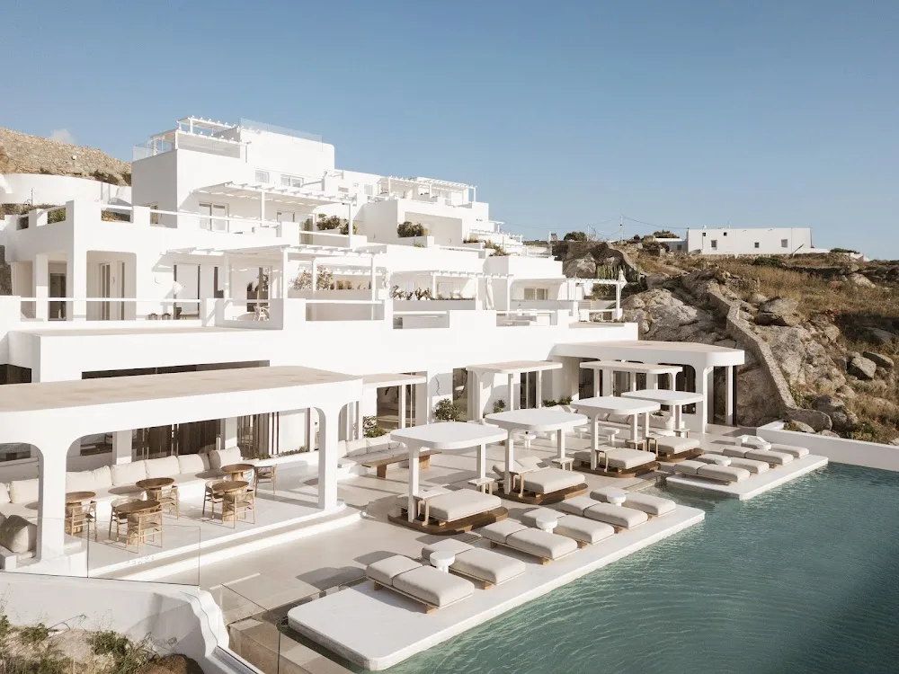 LOVIA Mykonos