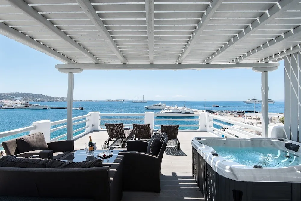Riva Suites - Adults Only